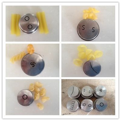 nauwkeurigheid 500 kg/u Multifunctionele spiraaloppervlakte Macaroni Pasta Machine Productielijn