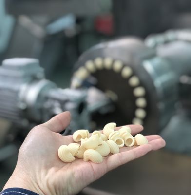 Elektrische macaroni-machine voor de productie van voedingsdranken